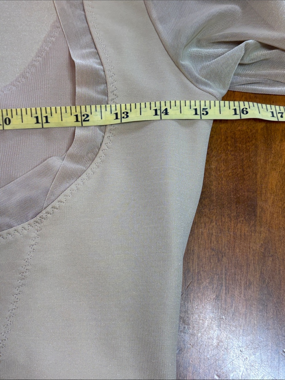 Flexees Neutral Beige Lightweight Shapewear, Med - Picture 8 of 8